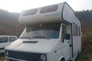 Camper mansardato 