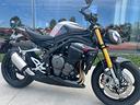 triumph-speed-triple-1200-rs