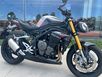 TRIUMPH Speed Triple 1200 RS
