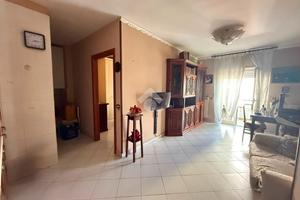2 LOCALI A MELITO DI NAPOLI