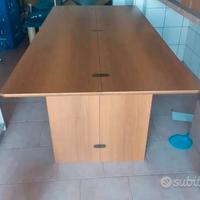 Tavolo richiudibile, console