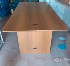Tavolo richiudibile, console
