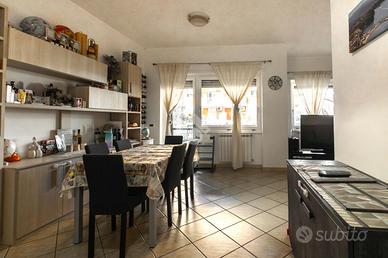 4 LOCALI A SANTA MARINELLA