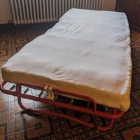 Branda ripiegabile con materasso