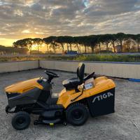 Trattorino rasaerba Honda