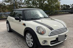 MINI COOPER D 1.6 DIESEL 110 CV –  FULL OPTIONAL