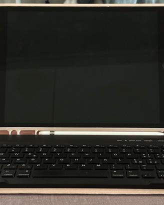 Ipad 9ª gen 10.2” 256GB + Apple Pencil, tastiera