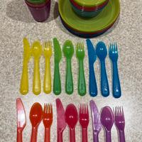 Set stoviglie in plastica Ikea 36 pz