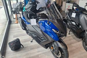 Yamaha T Max 560