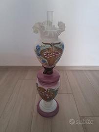 Coppia di lumi a petrolio fine '800