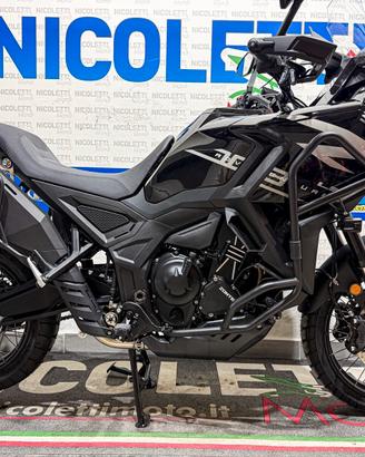 Zontes 703 F My 27 Nera - tua a soli €156 al mese