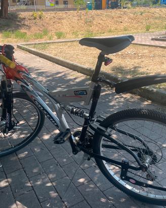 Bicicletta mtb 26