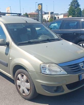 DACIA Logan MCV 1.6 GPL 7 posti Lauréate
