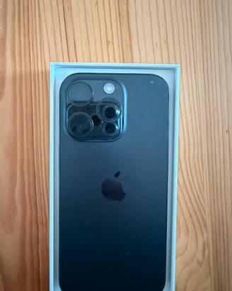 iPhone  16 pro 128 gb nero titanio 100% batteria