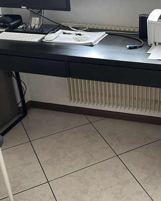 Scrivania ikea micke