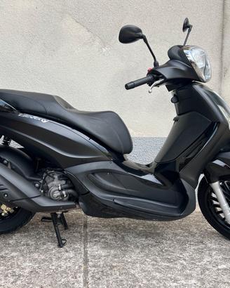 Piaggio Beverly 300