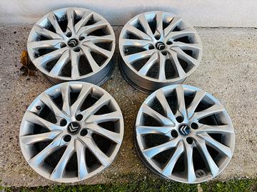 4 cerchi R17