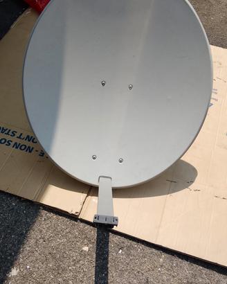 Parabola satellitare completa ritiro Milano 