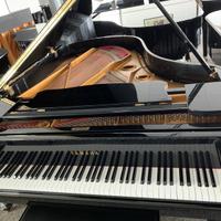 Pianoforte Yamaha C3