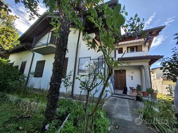 VILLA SINGOLA A GIUSSANO