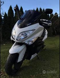 Yamaha T Max - 2011