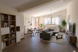 Attico / Mansarda di 104 m² con 3 locali e box aut