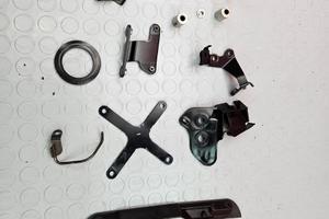 SUPPORTI VARI YAMAHA R1 2004 2005 YZF 2006