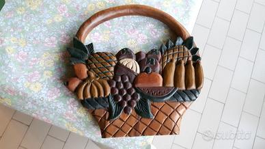 Decorazione da parete cestino con frutta