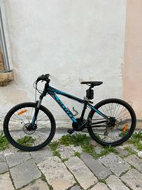 Mountain bike Scott
