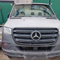 Mercedes Sprinter anno 2019 per ricambi (2a)
