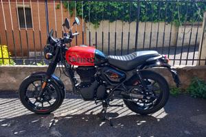 Royal Enfield HNTR 350 Rebel Red EURO 5+