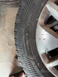 Gomme e cerchi in lega opel