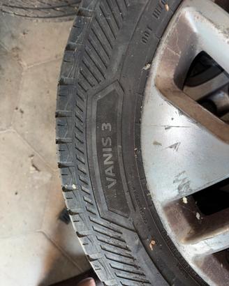 Gomme e cerchi in lega opel