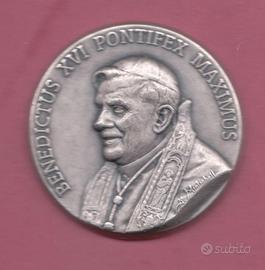 Medaglia-Papa Benedetto XVI