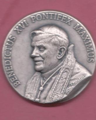 Medaglia-Papa Benedetto XVI