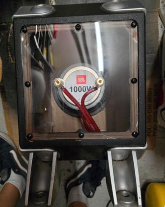 Subwoofer JBL da 1000Watt Alta Potenza