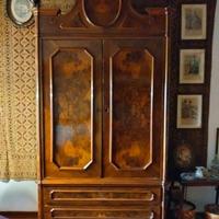 Armadio due ante e due cassetti