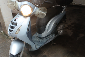 Scooter honda ps 150
