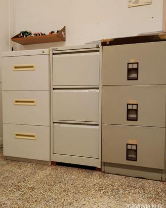 Classificatori in metallo a 3 cassetti