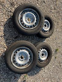 4 Gomme Semperit 155/80 R13 + Cerchi
