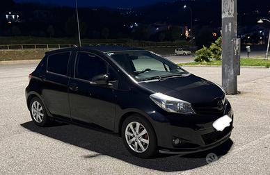 TOYOTA Yaris 3a serie (2012) Yaris 1.4 D-4D 5P