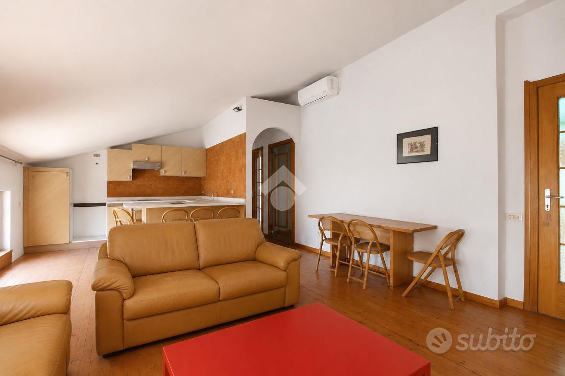 2 LOCALI A COSTA MASNAGA - Vista 3