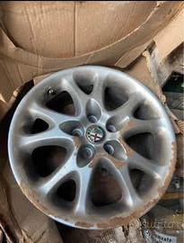 Cerchio alfa romeo 147