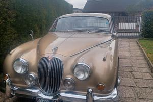 jaguar mk2 perfettamente conservata ,tagliandata e
