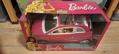 Fiat 500 con Barbie