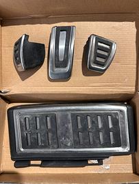 Copri pedali e poggiapiede acciaio orig Audi