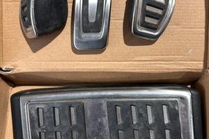 Copri pedali e poggiapiede acciaio orig Audi