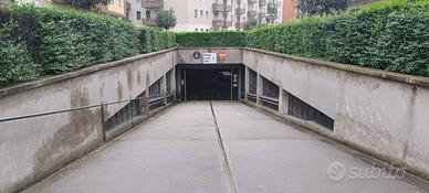Box / Garage di 12 m² a Milano