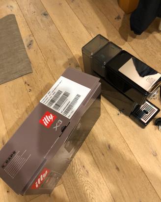 Macchina da caffe illy x3