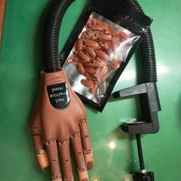 mano per nail art